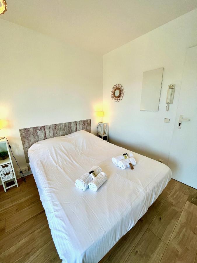 Salm, Coquet Studio Avec Balcon Ouistreham Extérieur photo